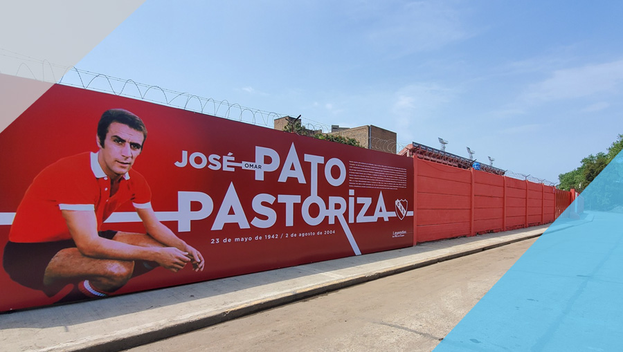 Parque del Fútbol: Calle Diego A. Milito y Jose Omar Pastoriza